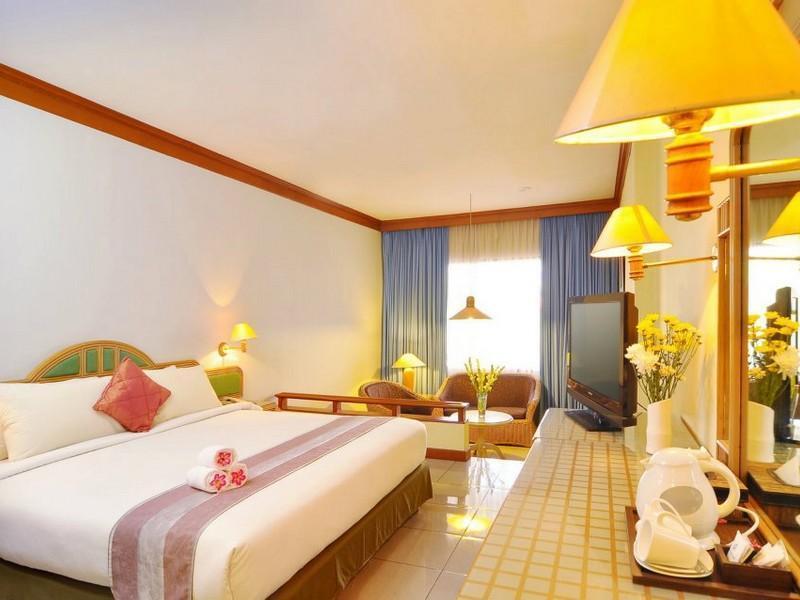 Hotel Cirebon Plaza Dış mekan fotoğraf